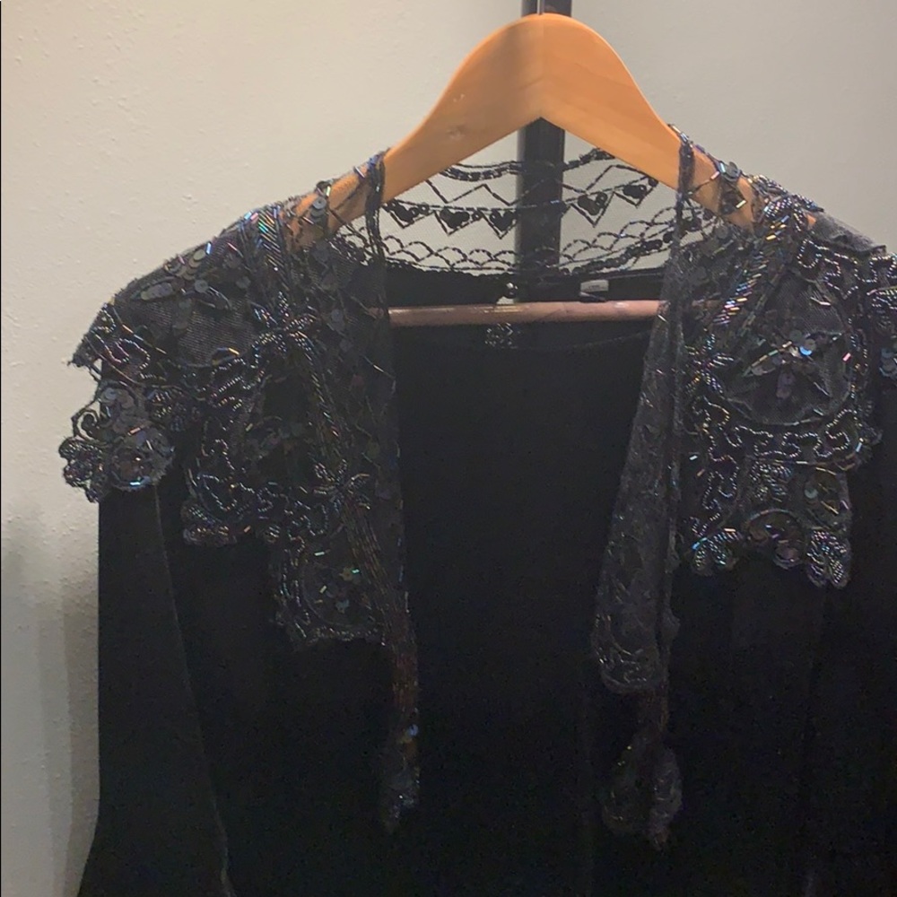 Beaded collar accent 28 inches long 8 inches wide